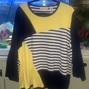 Alfred Dunner Striped Yellow and Blue Top size 2X